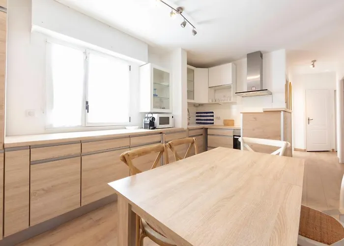 Paradise Center With Pool And Park Le Lys Appartement