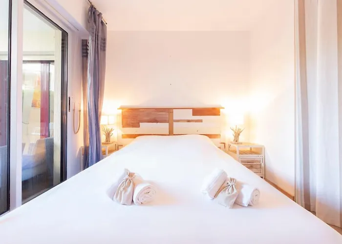 Paradise Center With Pool And Park Le Lys Cannes