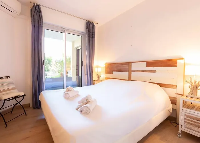 Paradise Center With Pool And Park Le Lys Appartement
