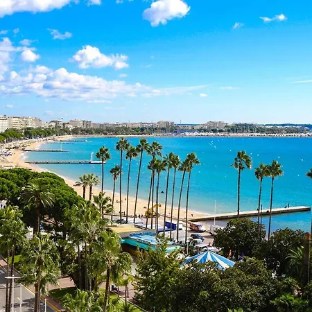 Paradise Center With Pool And Park Le Lys