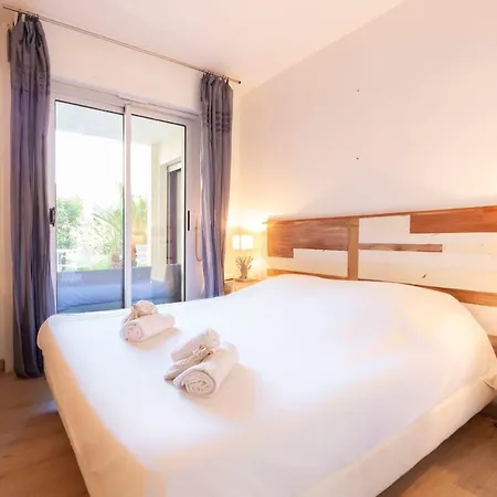 Paradise Center With Pool And Park Le Lys Appartement