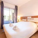 Paradise Center With Pool And Park Le Lys Lejlighed